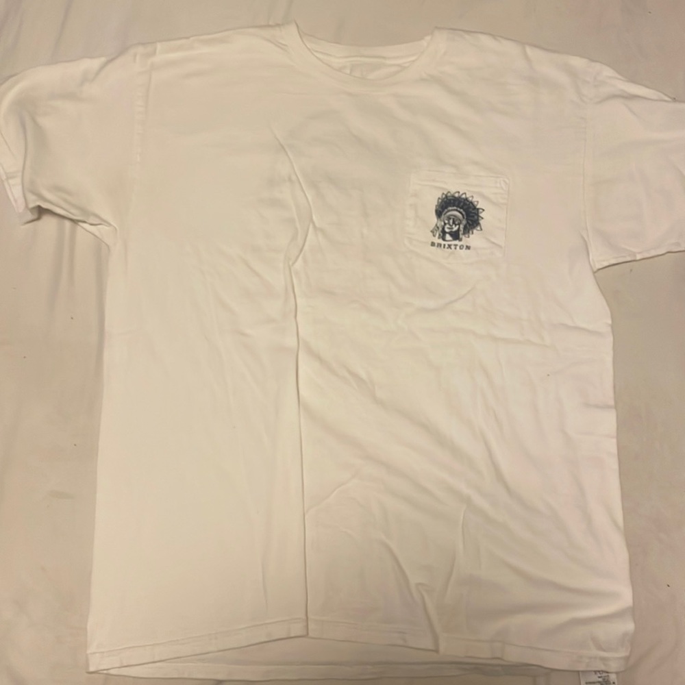 Britton Apache pocket t